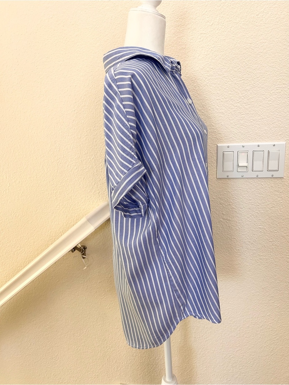 Beachlunchlounge Kenzie Women's Blue Striped Short Sleeve Button Up Shirt large - Picture 3 of 9
